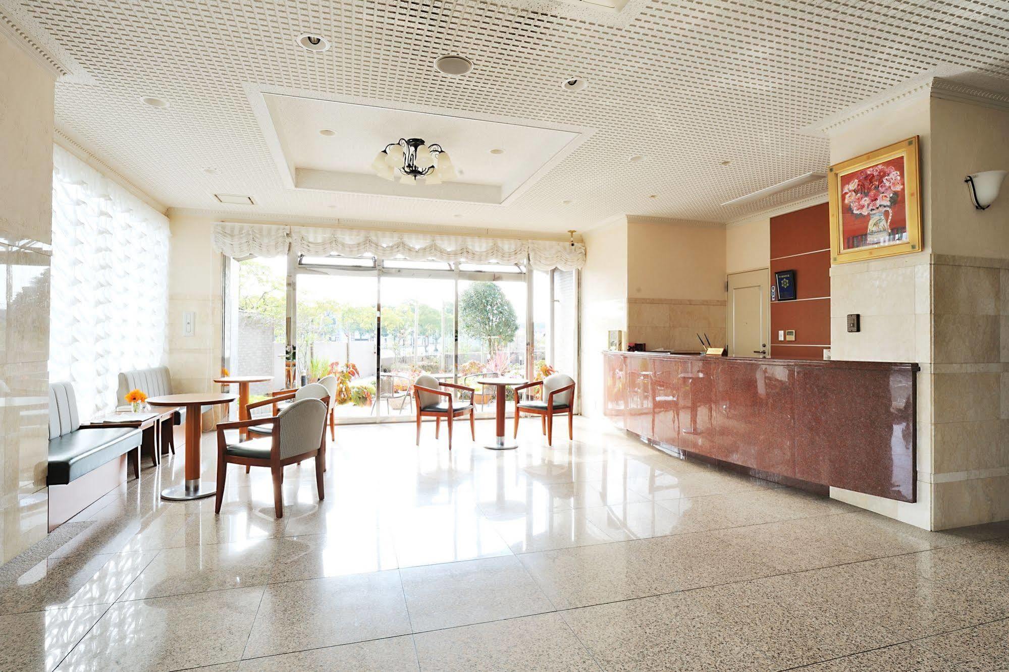 Business Inn Umesaki - Vacation Stay 63382V Nagasu Buitenkant foto